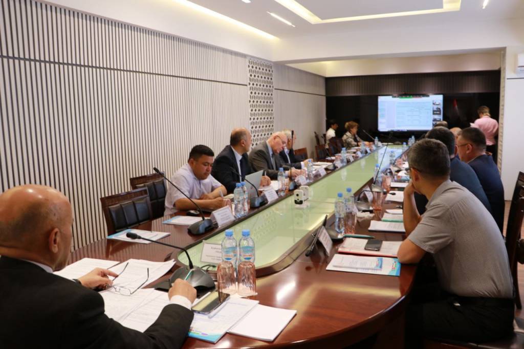 В Душанбе проходит встреча энергетиков Центральной Азии